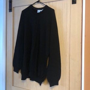 Field gear light sweater